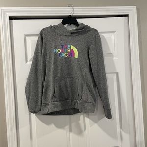 COPY - North face sweatshirt